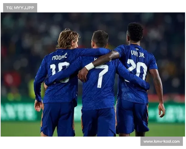 从商业格局与竞技理想解读皇马坚持推动欧洲超级联赛的深层动因探